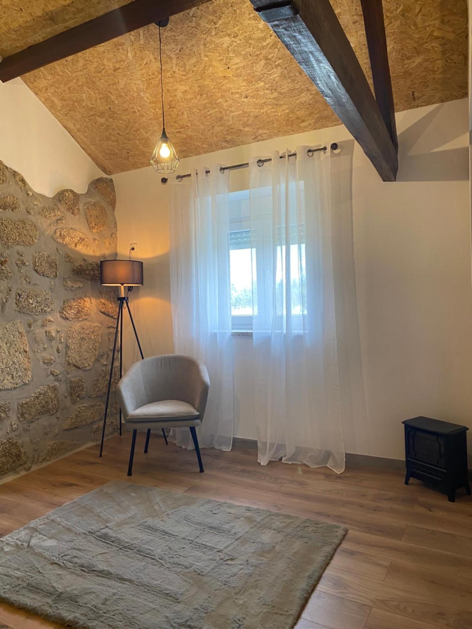 넬라스 Casa De Pedra Em Vinha No Dao 빌라 외부 사진